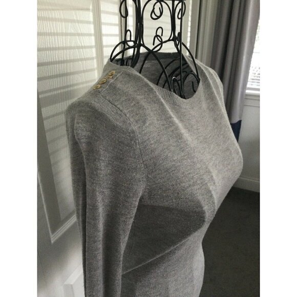 H&M Women’s Wool Blend Sweater Top Heather Gray W/Button Accents Sz XS - Picture 3 of 9